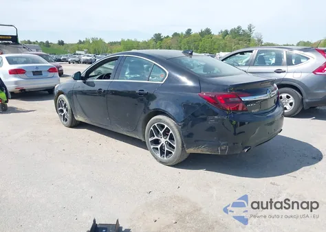 2017 Buick Regal Turbo Sport Touring z USA, uszkodzony, nr VIN 2G4GL5EX7H9110470